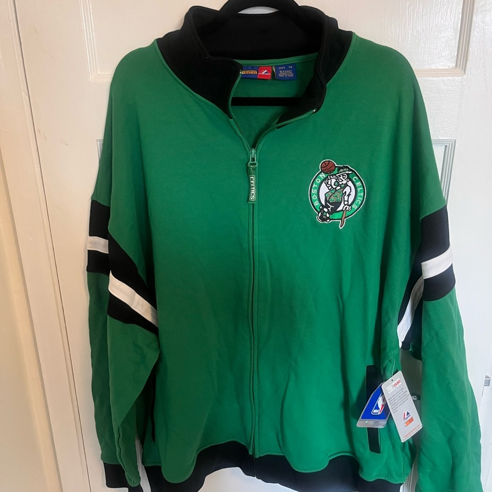 NWT Boston Celtics 3x Majestic Bigman Green and Black zip Jacket